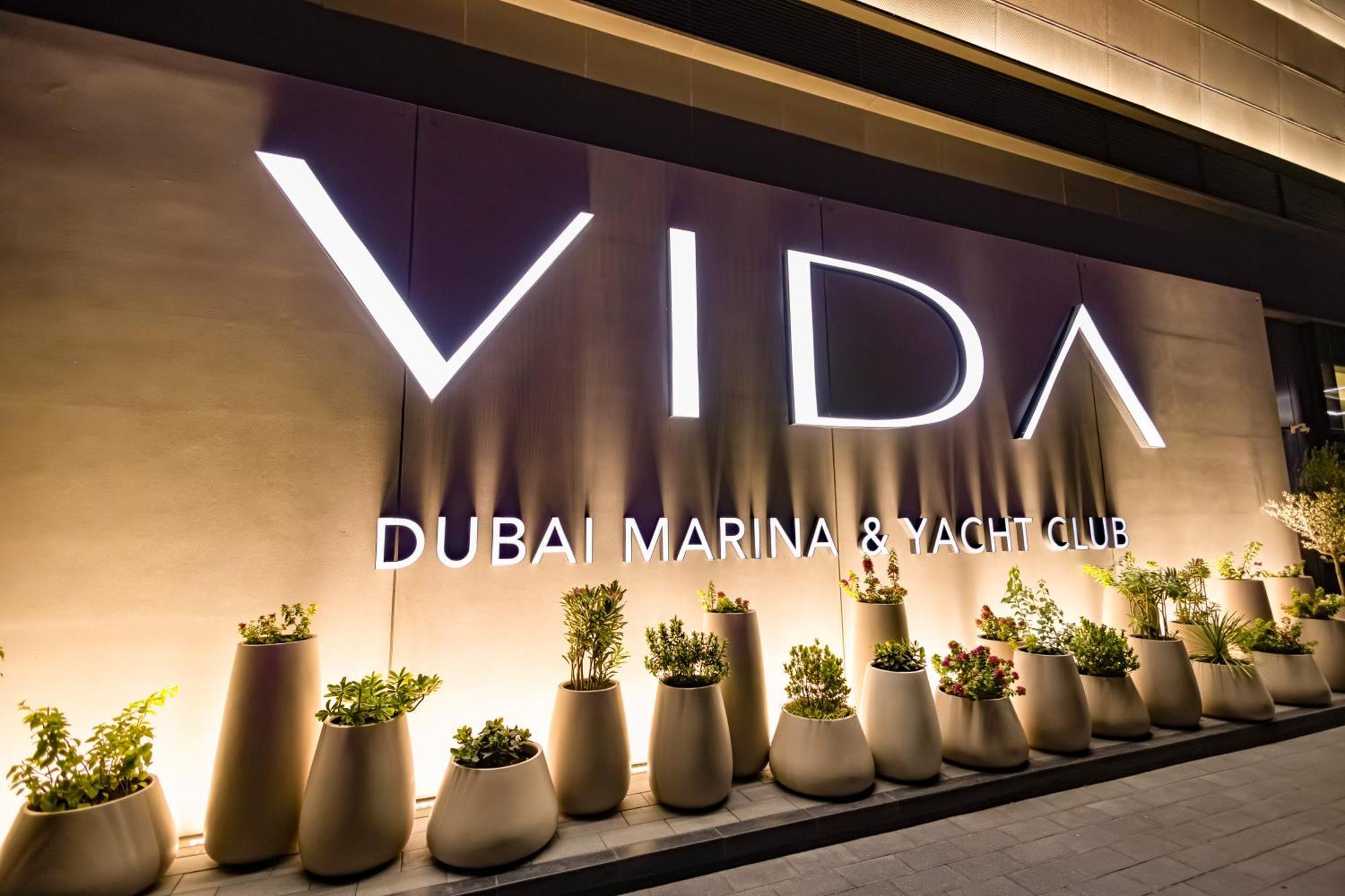 Vida Dubai Marina & Yacht Club , Hotel And Residences , Luxurious 2Br Екстериор снимка